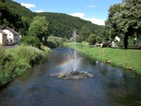 Typischer Eifelfluss: die Kyll