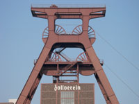 Symbol des Ruhrgebiets: Der zwölfte Schacht der Zeche Zollverein Martina Kroll, Himmerod 7 Verlag